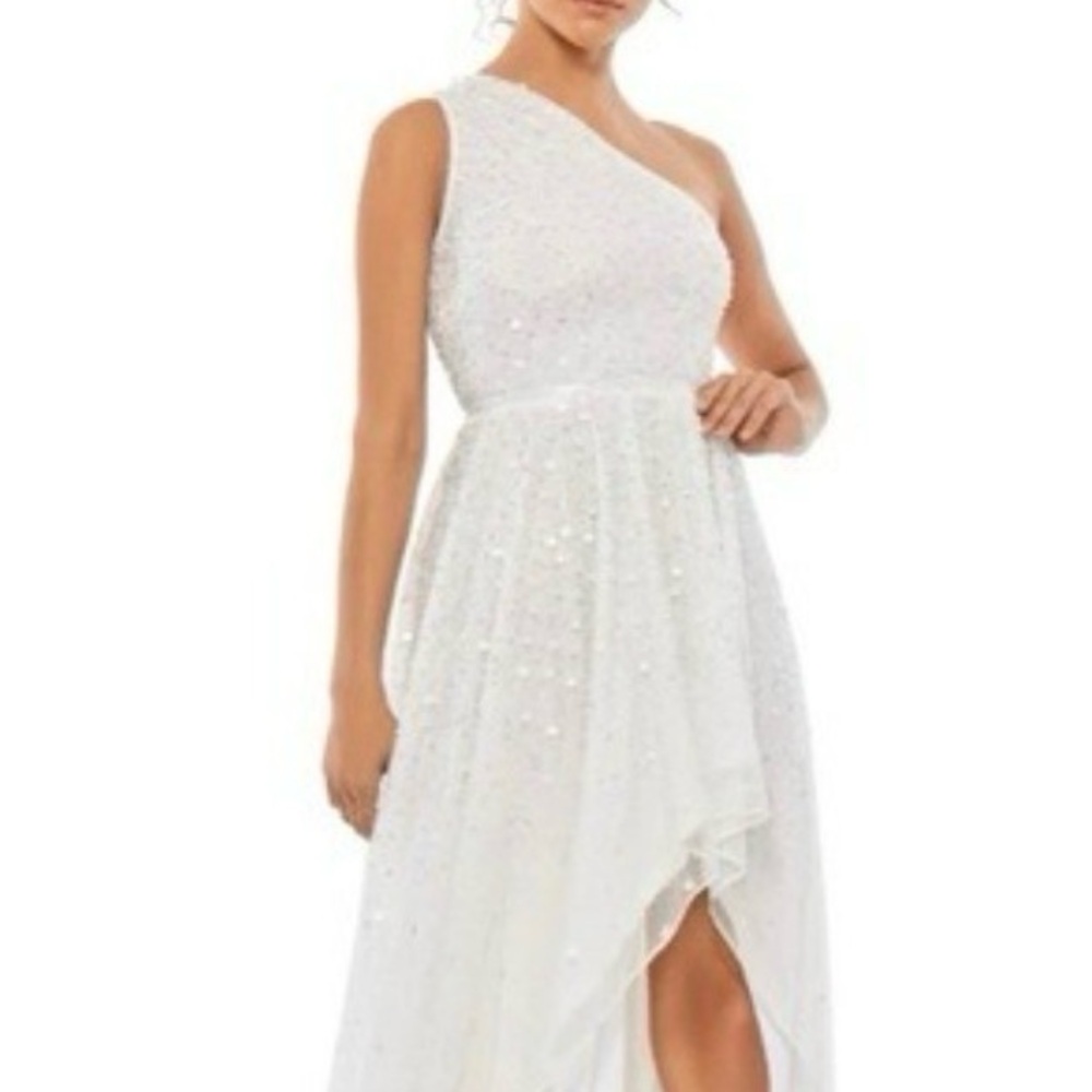 MacDuggal Elegant White One-Shoulder Dress NWT